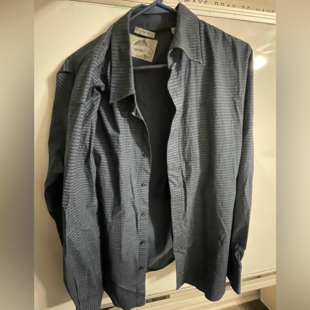 Gray casual blue long sleeve shirt